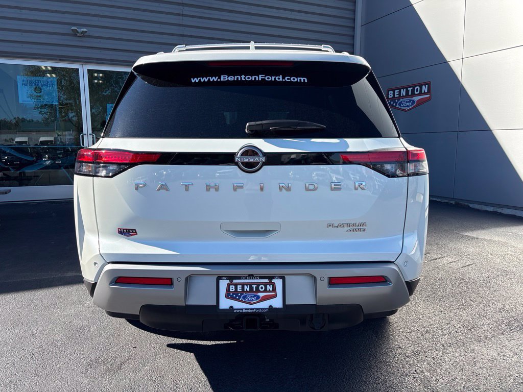 Used 2024 Nissan Pathfinder Platinum w/ Cargo Package AWD/4WD image 7