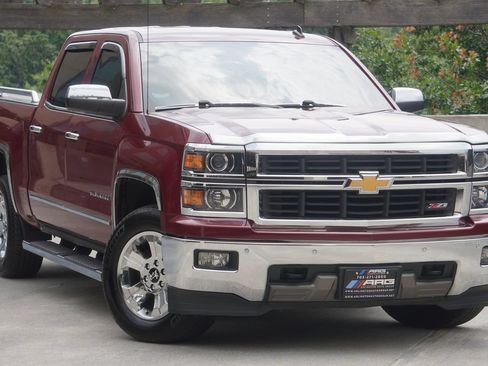 Used 2014 Chevrolet Silverado 1500 LTZ Z71 w/ LTZ Plus Package AWD/4WD image 18
