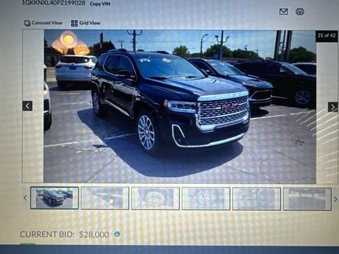 Used 2023 GMC Acadia Denali w/ Denali Technology Package AWD/4WD image 15