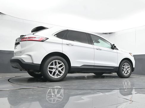 Used 2024 Ford Edge SEL AWD/4WD image 43