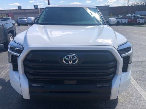 Used 2023 Toyota Tundra SR5 w/ SR5 Convenience Package image 3