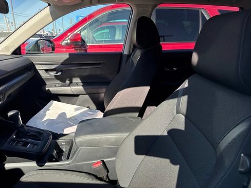 Certified 2024 Honda CR-V EX image 9