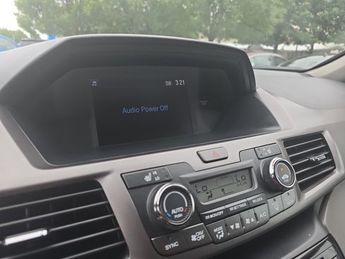 Used 2015 Honda Odyssey EX-L image 23