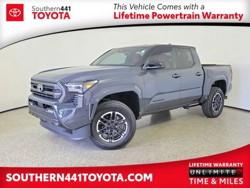 Used 2024 Toyota Tacoma SR5 AWD/4WD image 1