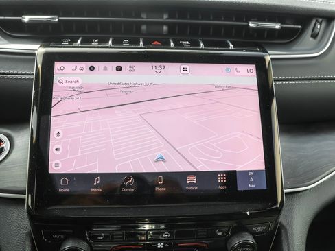 New 2025 Jeep Grand Cherokee Limited image 17