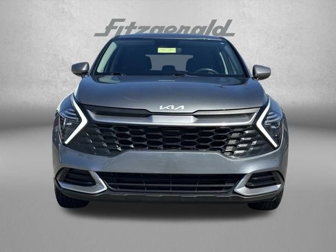 Used 2024 Kia Sportage LX image 3