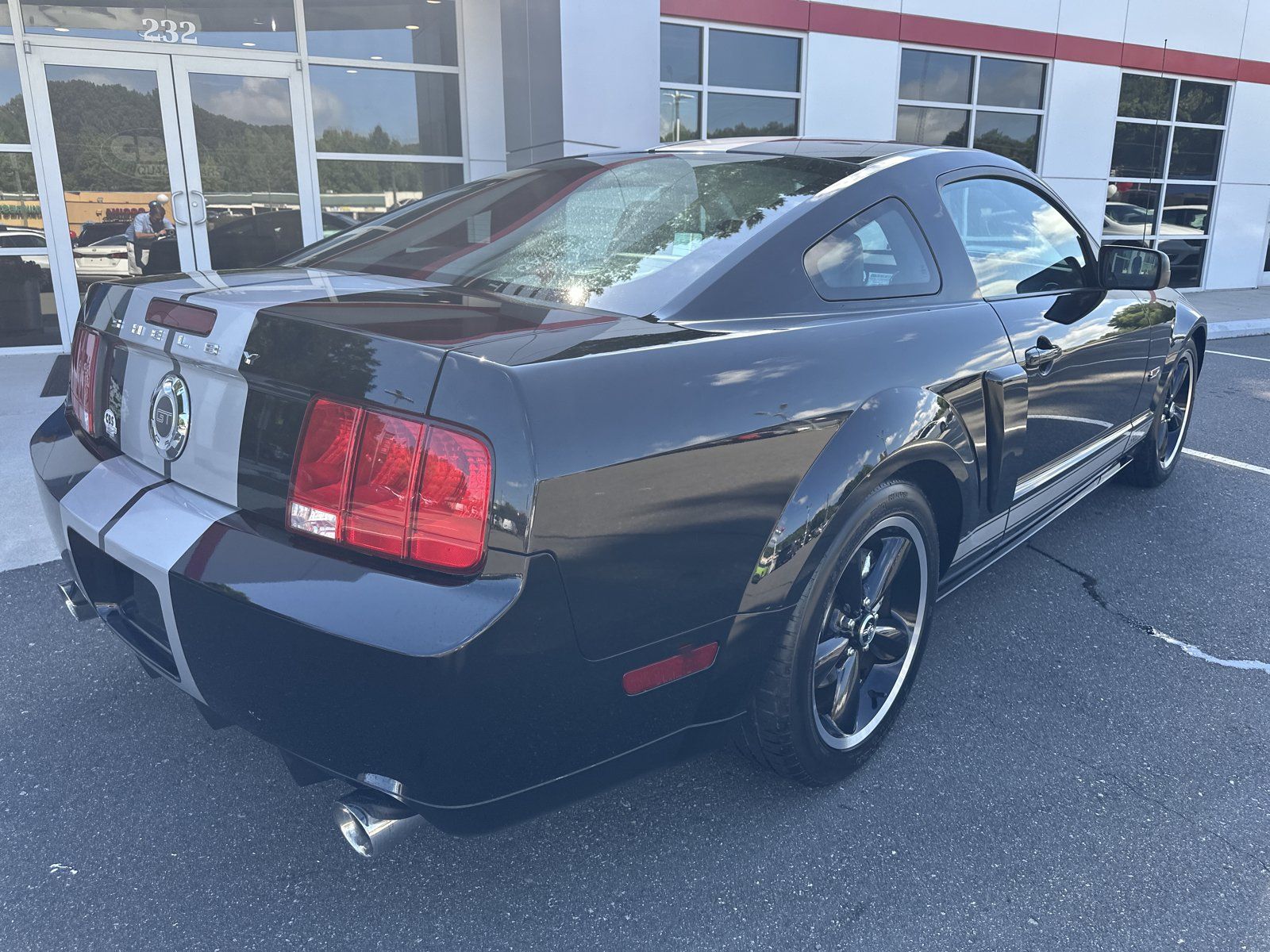 Used 2007 Ford Mustang GT Premium RWD image 8