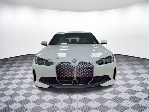 Used 2025 BMW i4 xDrive40i w/ Parking Assistance Package image 5