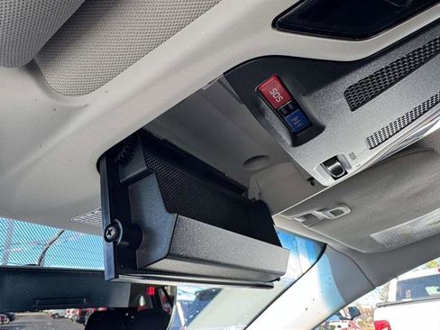 Used 2022 Subaru Outback Premium image 39