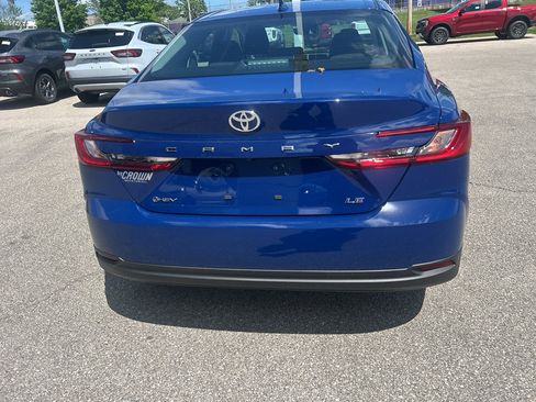 Used 2026 Toyota Camry LE FWD image 5