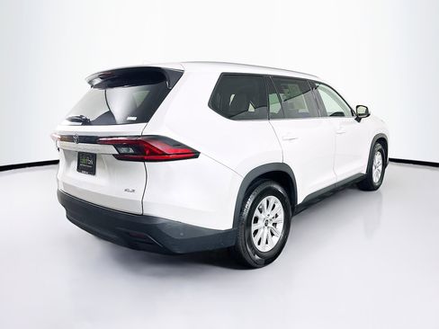 Used 2025 Toyota Grand Highlander FWD image 9