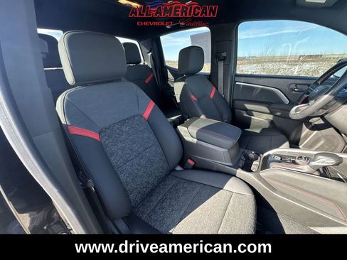 Used 2023 Chevrolet Colorado Z71 image 27