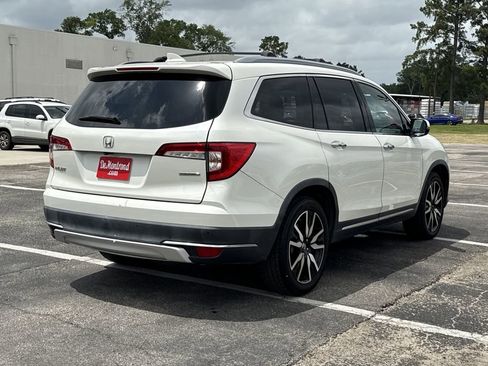 Used 2019 Honda Pilot Touring image 5