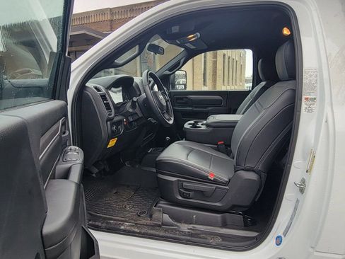 New 2023 RAM 3500 Tradesman image 8