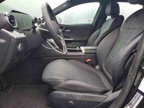 Used 2025 Mercedes-Benz C 300 Sedan image 5
