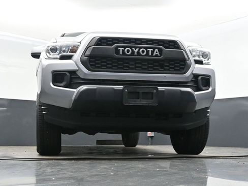 Used 2021 Toyota Tacoma SR image 46