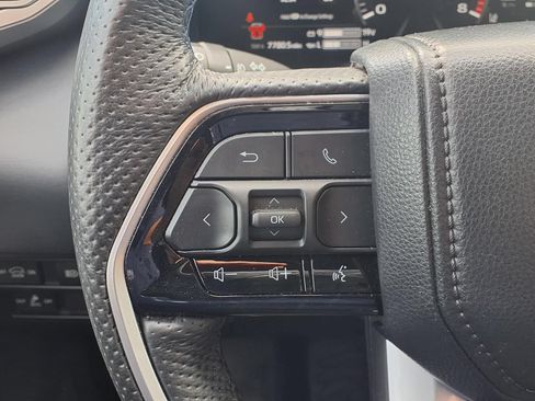 Used 2024 Toyota Sequoia Platinum AWD/4WD image 15