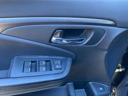 Used 2022 Honda Pilot Sport image 18