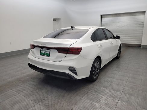 Used 2023 Kia Forte LXS FWD image 9