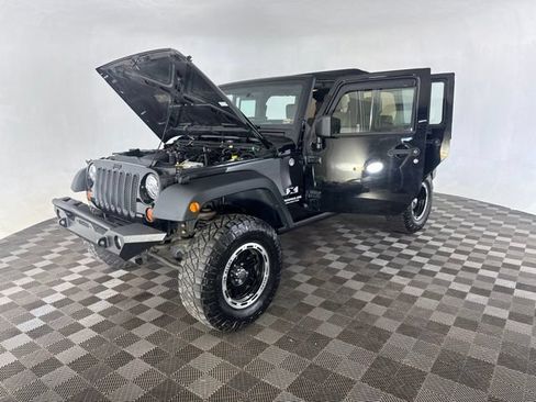 Used 2009 Jeep Wrangler Unlimited X AWD/4WD image 12