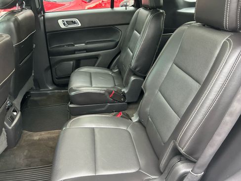 Used 2015 Ford Explorer Sport w/ Equipment Group 401A AWD/4WD image 25