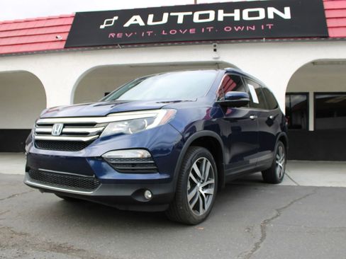 Used 2016 Honda Pilot Touring image 6