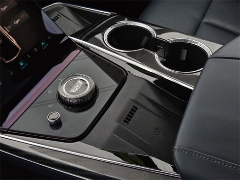 Used 2025 Cadillac Escalade IQ Sport 2 w/ LPO, ONYX Package image 26