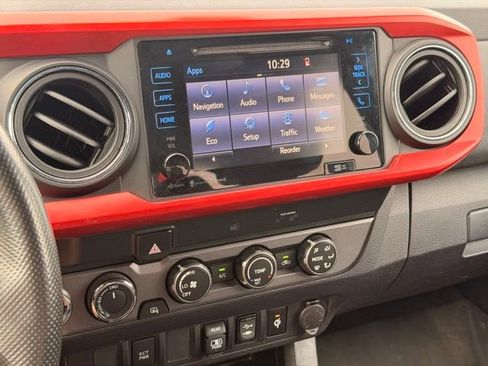 Used 2019 Toyota Tacoma TRD Sport image 27