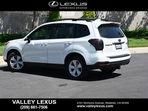 Used 2016 Subaru Forester 2.5i Limited w/ Popular Package #2 AWD/4WD image 4