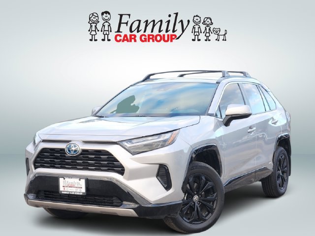 Used 2023 Toyota RAV4 SE AWD/4WD image 1