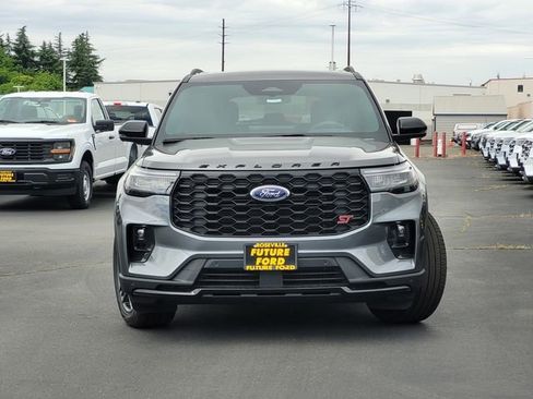 New 2026 Ford Explorer ST AWD/4WD image 3
