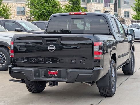 New 2026 Nissan Frontier SV RWD image 4