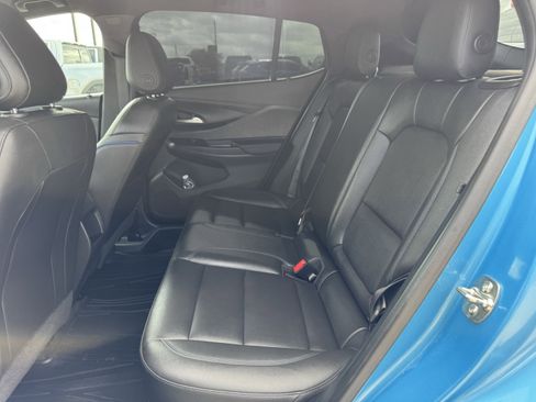 Used 2025 Buick Envista Sport Touring w/ Convenience I Package FWD image 29