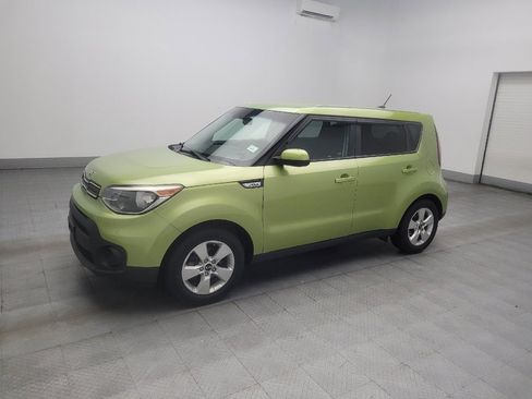 Used 2018 Kia Soul FWD image 2