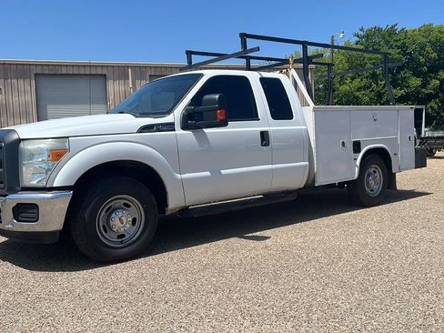 Used 2015 Ford F250 XL w/ Power Equipment Group image 1