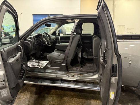 Used 2012 GMC Sierra 2500 SLE w/ HD SLE Premium Package image 32