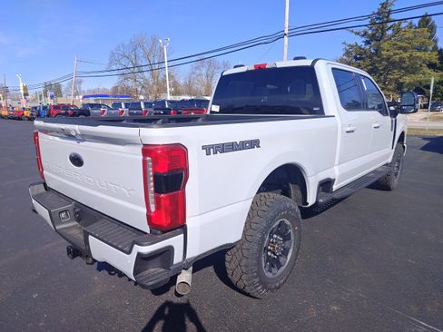 New 2026 Ford F250 XLT w/ XLT Premium Package image 9