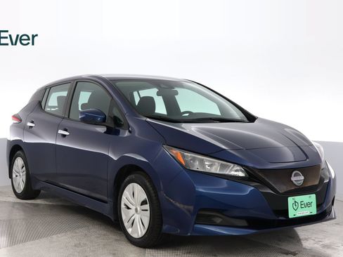 Used 2025 Nissan Leaf S FWD image 13