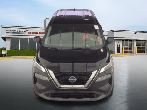 Used 2023 Nissan Rogue S AWD/4WD image 3