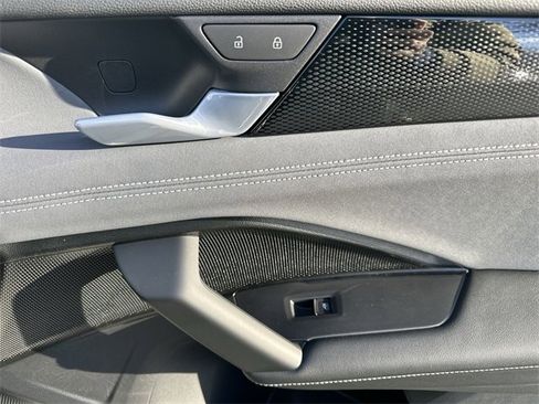 New 2026 Volkswagen Tiguan SE R-Line image 33