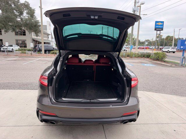 Used 2020 Maserati Levante GranSport AWD/4WD image 7