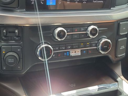 Used 2025 Ford F350 King Ranch w/ Chrome Package AWD/4WD image 13