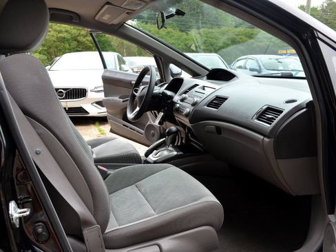 Used 2010 Honda Civic LX image 11