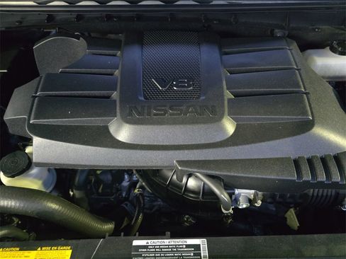 Used 2023 Nissan Titan PRO-4X w/ Pro-4x Convenience Package image 30