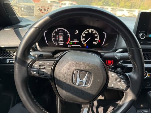 Used 2023 Honda Civic Sport image 21