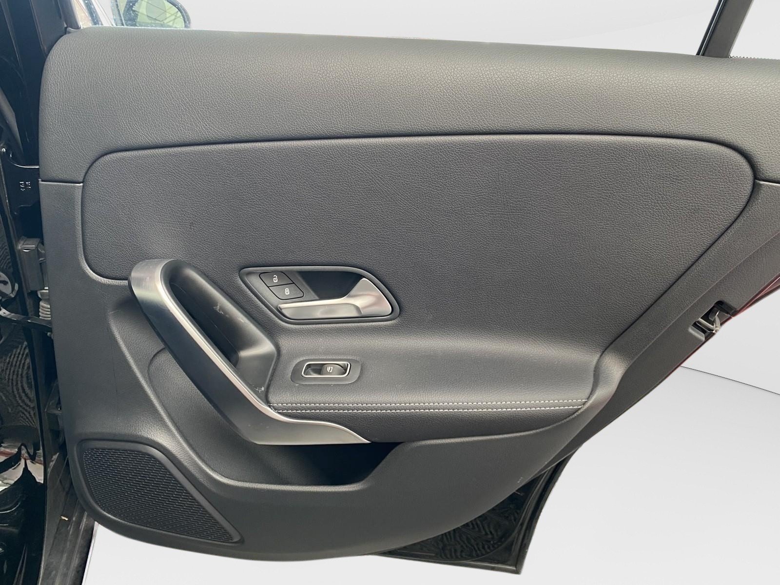 Used 2022 Mercedes-Benz A 220 image 10