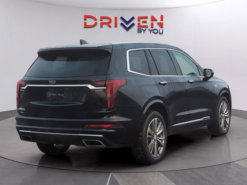 Used 2021 Cadillac XT6 Premium Luxury image 5