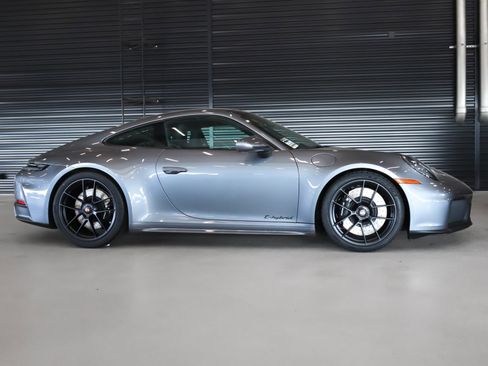 Used 2026 Porsche 911 Carrera 4 GTS image 11