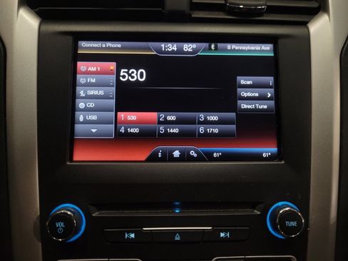 Used 2016 Ford Fusion SE FWD image 25