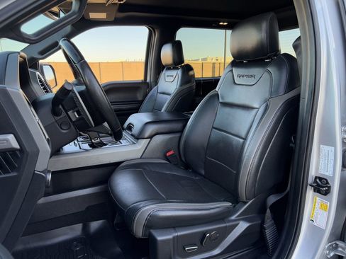 Used 2018 Ford F150 Raptor w/ Equipment Group 802A Luxury image 28